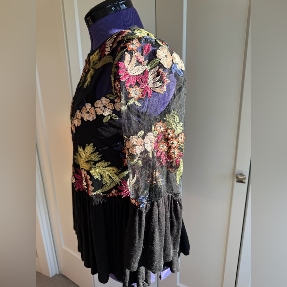 Anthropologie Eri + Ali ornate floral embroidery top - Picture 7 of 8